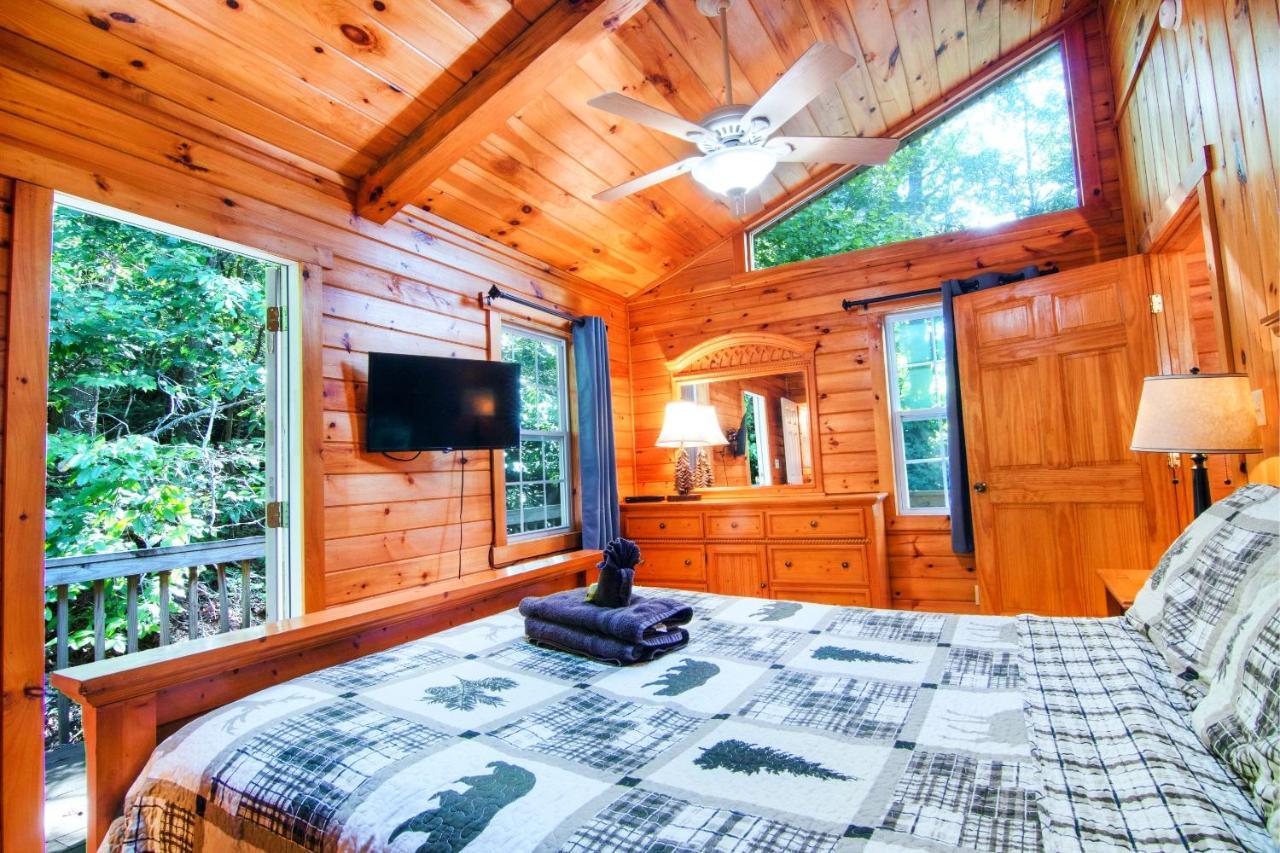 Cozy Cabin Retreat - Hot Tub, Fireplace & Fire Pit Blue Ridge Esterno foto